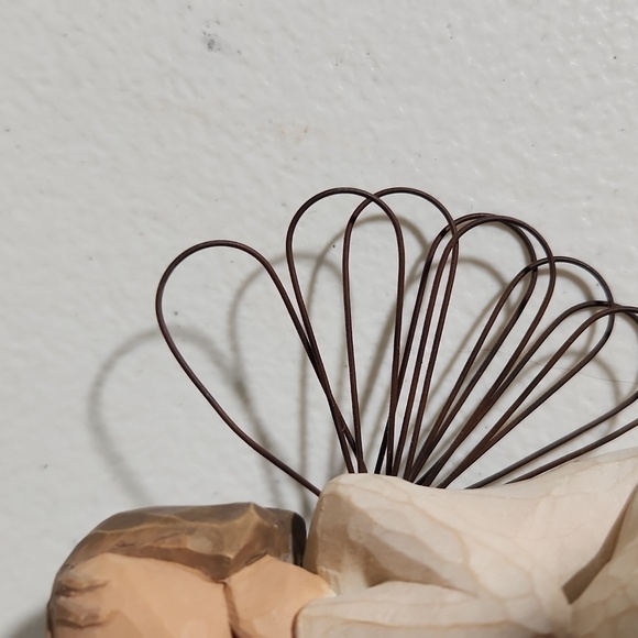 Willow Tree Figure Angel of Caring Demaco Susan Lordi 2001 - Picture 9 of 10